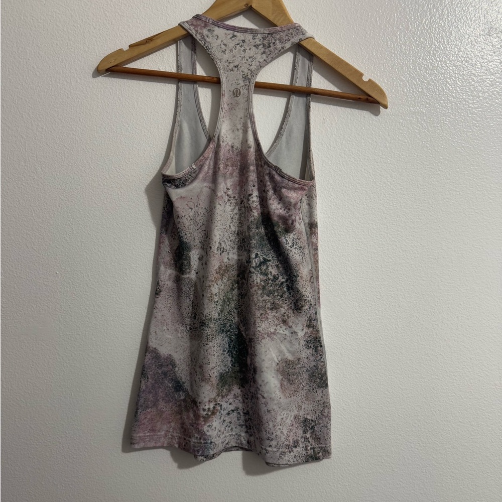 - Lululemon Cool Racerback Tank - Sugar Crush Multi -‎ Size 6 yoga workout … - Picture 3 of 4
